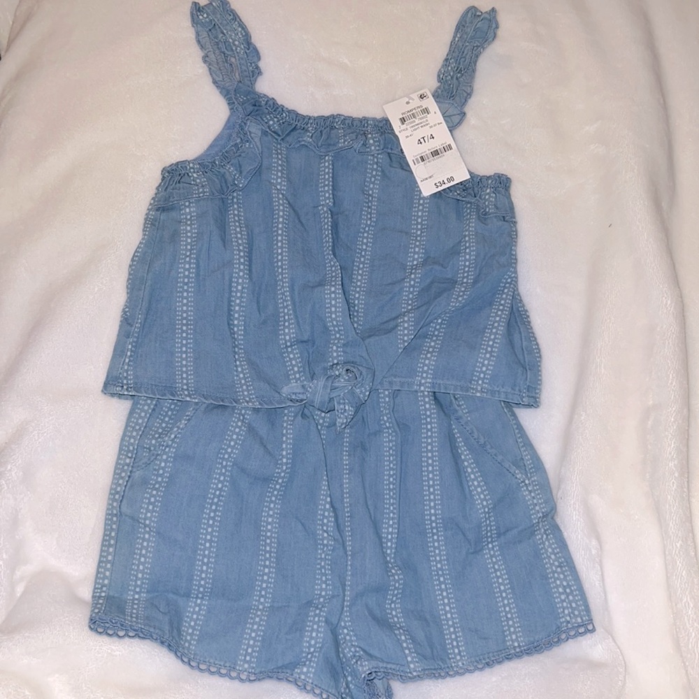 Girl’s denim romper - Picture 2 of 5